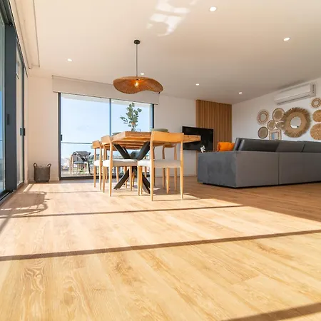 Priolo In - 4th Floor Apartment *